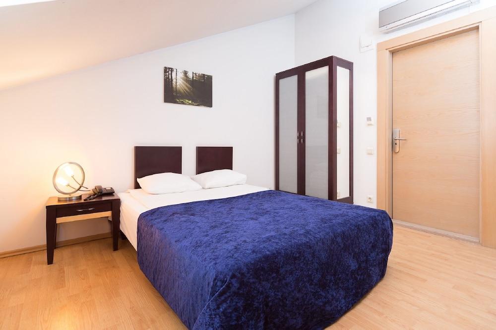 Rija Riga City Hotel Ngoại thất bức ảnh