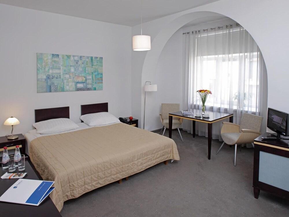 Rija Riga City Hotel Ngoại thất bức ảnh